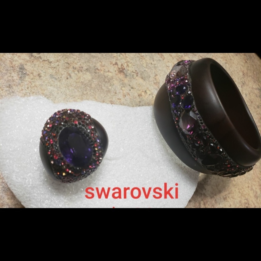 Swarovski set bracelet and ring. Multicolored crystals in wooden setting.